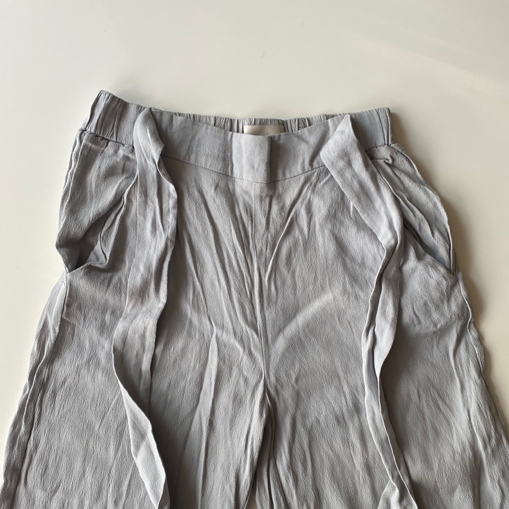 Aritzia Wilfred Culottes pants in dusty blue.